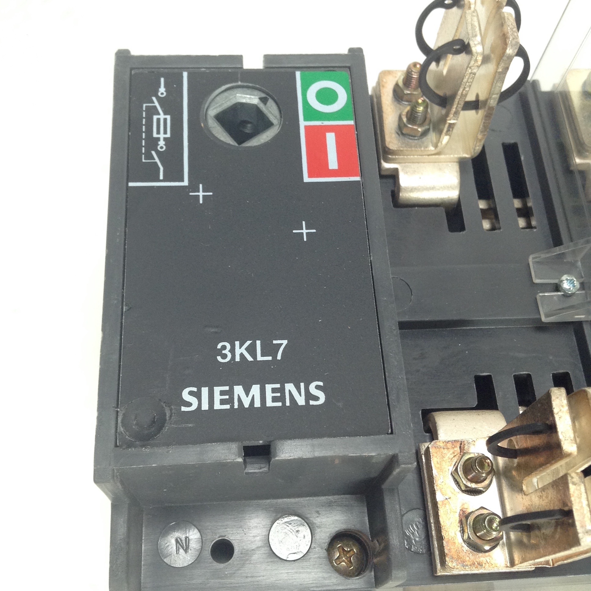 Siemens 3KL7132-3AA00 Switch disconnector Fuse 3KL7 690VAC 50/60Hz NEW NMP