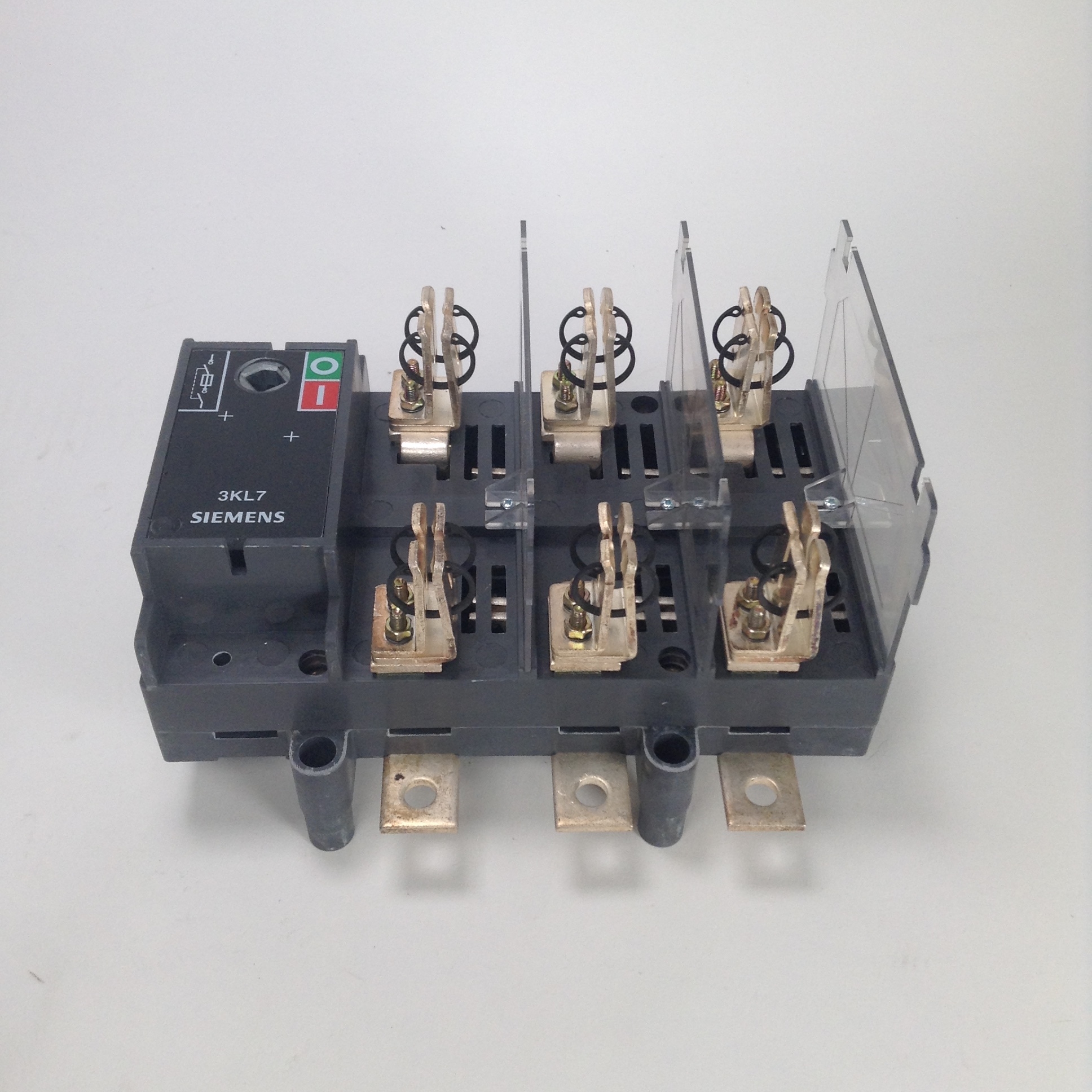 Siemens 3KL7132-3AA00 Switch disconnector Fuse 3KL7 690VAC 50/60Hz NEW NMP